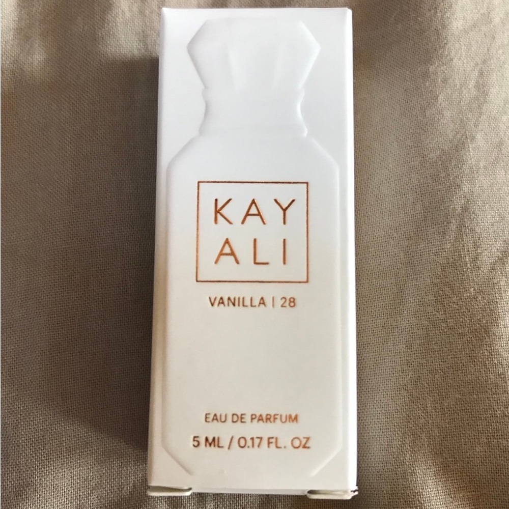 New! HUDA Beauty Kayali Vanilla 28